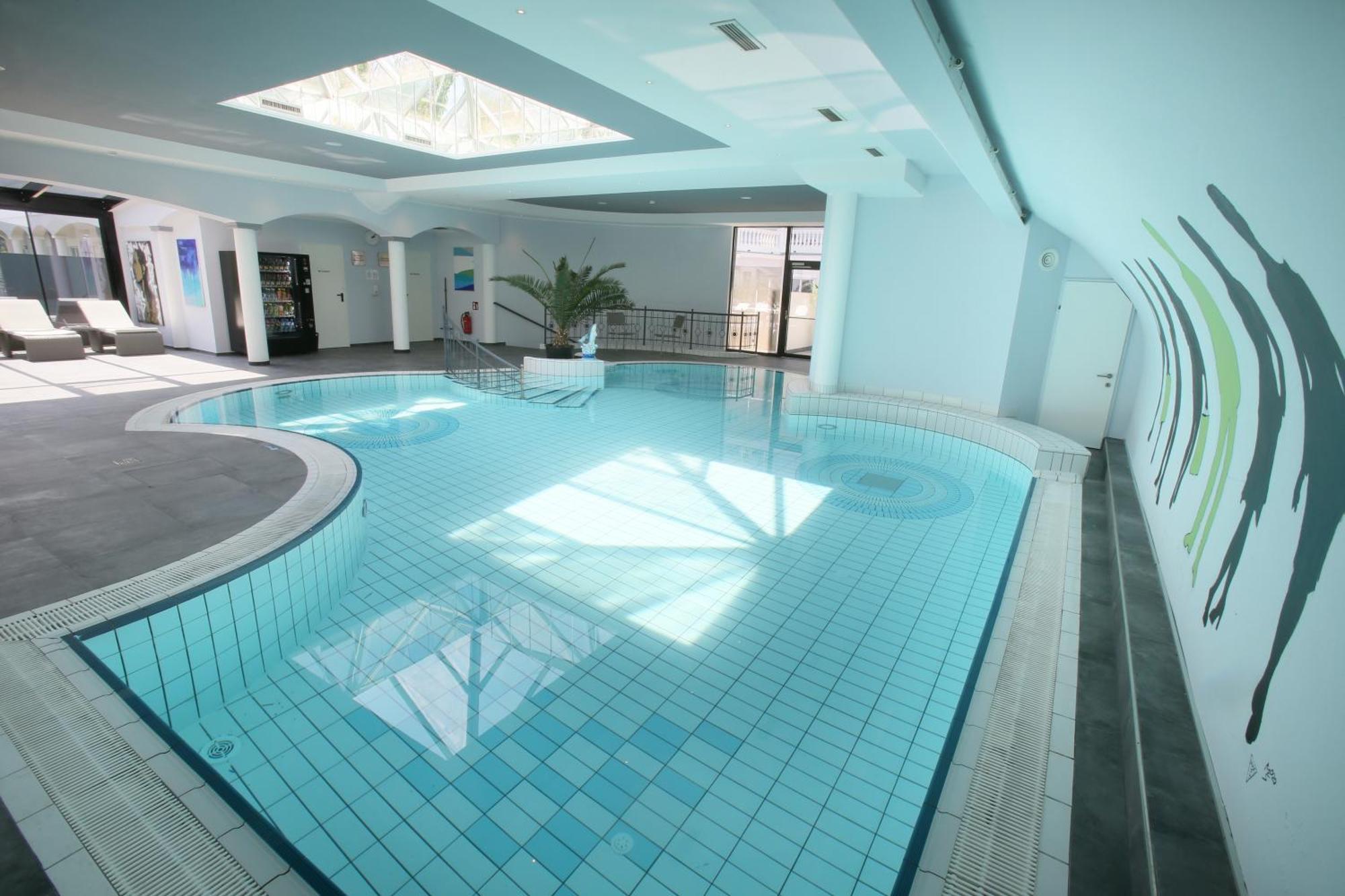 25H Spa-Residenz Best Sleep Privat Garden & Pools Neusiedl am See Exterior foto